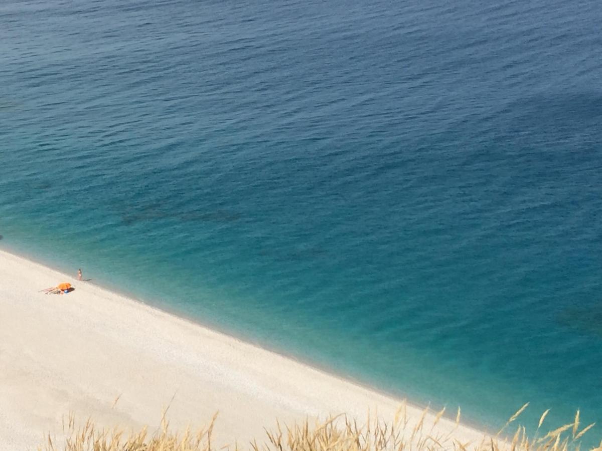 Coqueto Apartamento Con Vistas Al Mar Y Piscina كاربونيذاس المظهر الخارجي الصورة